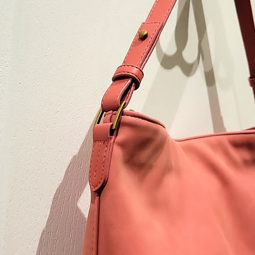 Universal Thread Salmon Crossbody - image 3